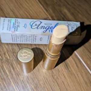 Too Faced Gold Shimmer Lipstick